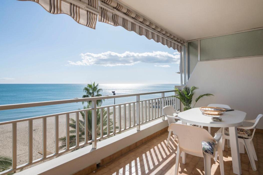 Appartement Family Aguamarina Front The Sea Free Parking à Fuengirola Extérieur photo