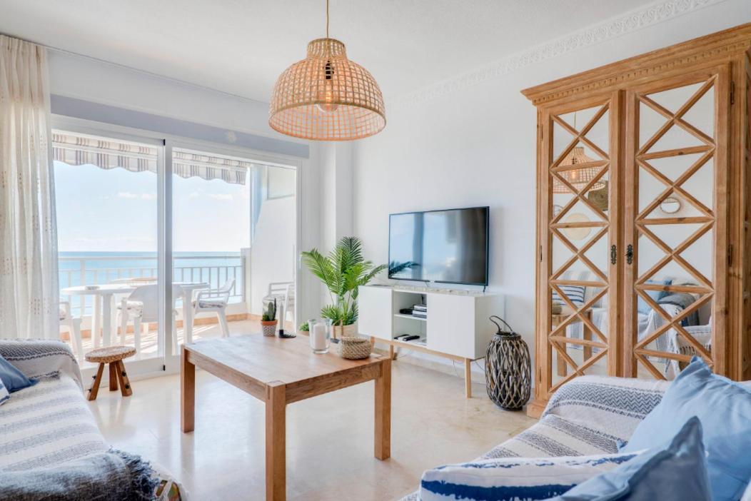 Appartement Family Aguamarina Front The Sea Free Parking à Fuengirola Extérieur photo